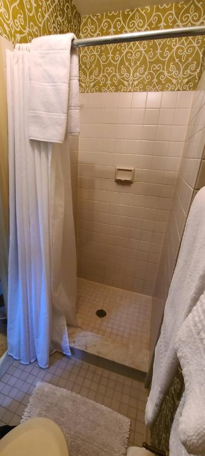 モルバーン General Warren Bed & Breakfast エクステリア 写真