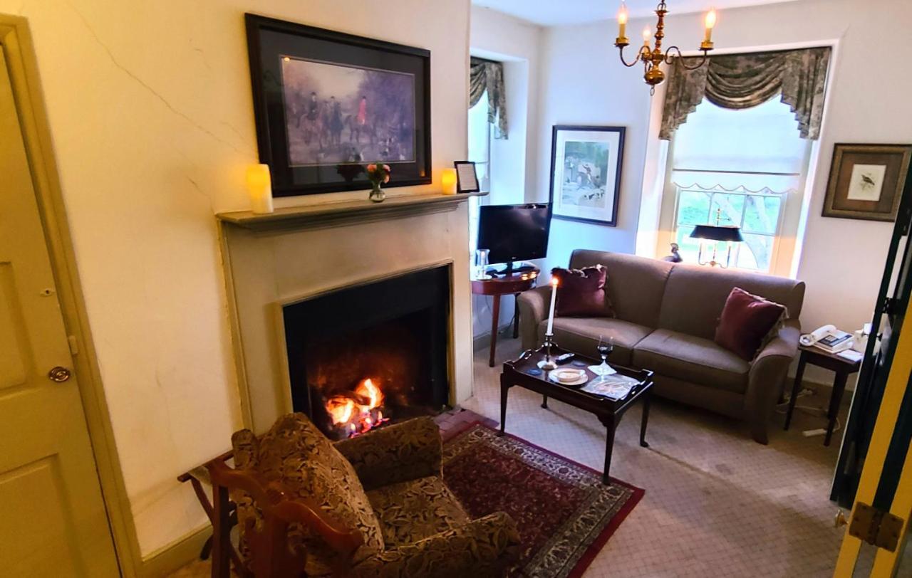 モルバーン General Warren Bed & Breakfast エクステリア 写真